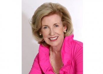 Town & Country Welcomes Maureen O’Hara