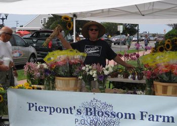 Montauk Food Pantry Receives Generous Donation From Summer Chamber Of Commerce Event