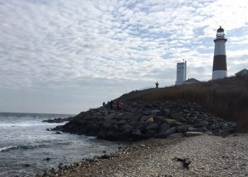 Two Hamptons Community Cleanups To Take Place On Earth Day