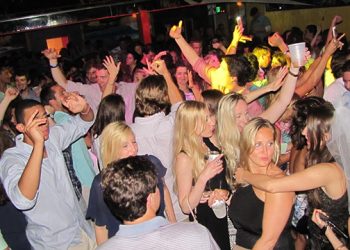 Beach Bar Celebrating 25th Season Of Nightlife In The Hamptons