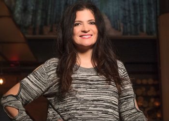 INTERVIEW: Alex Guarnaschelli On James Beard Foundation’s “Chefs & Champagne,” Her New Cookbook, And More