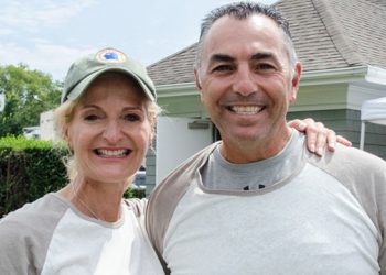 John Franco, Chris Wragge And Lonnie Quinn To Play In East Hampton Artists & Writers Softball Game