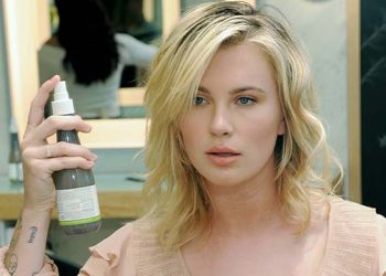 Get The Look: Ireland Baldwin’s “Naturally” Styled Locks