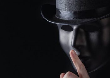 Non-Party Hamptons Halloween Options For Adults