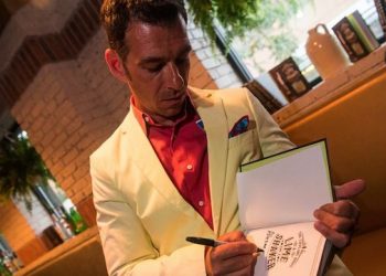 Award-Winning Mixologist Tad Carducci Covering Seasonal Sips During Hamptons “Cocktails & Conversation”