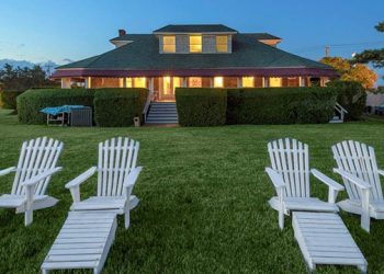 Waterfront Hamptons Inn And Restaurant Listed For Just Under $5 Million