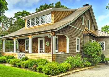 Town & Country’s Linda Batiancela Dishes On The Hamptons Summer Rental Market And More