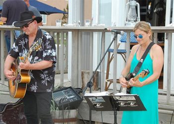 Sixth Annual Fundraiser For Navy SEALs Taking Place At Montauk Eatery