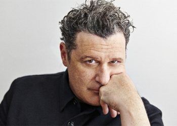 INTERVIEW: Isaac Mizrahi On Performing In The Hamptons For The First Time, Musical Inspirations, And More