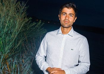 Chatterbox: A Beach Cleanup With Adrian Grenier, Match Point With Jane Krakowski, Family Movie Night With Neil Patrick Harris And More