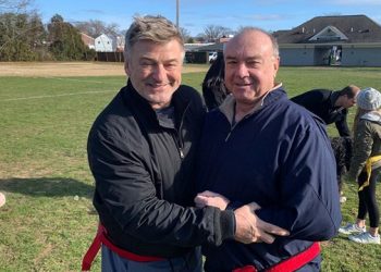 Chatterbox: The Annual Hamptons Turkey Bowl Brings Out Alec Baldwin And Neil Patrick Harris