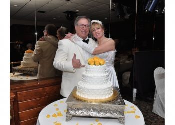 Sixty-Something: The Hamptons, Springtime Weddings And Wedding Cakes