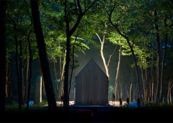 The Watermill Center Launching  iCAROS: The Inaugural Artists’ Table Dinner