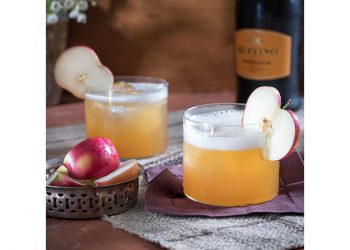 Celebrate Thanksgiving Weekend With These Festive Sips