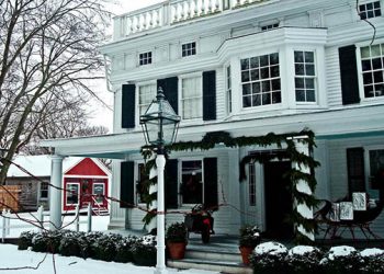 Hamptons Hearthside Cheer To Include Designer Tree Auction