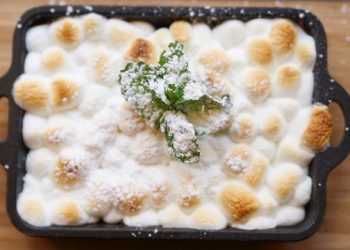 Manhattan Eatery Offering “At Home In The Hamptons” Catering Boxes