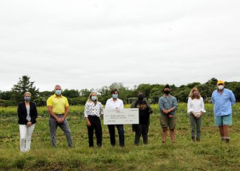 Innovative East End Program To Bring Produce Straight From The Farm To Local Food Pantry