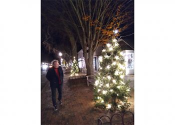 INTERVIEW: Frank Vespe On His Holiday Song, “Another East End Christmas”