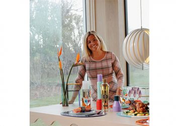 INTERVIEW: Interior Designer Sasha Bikoff, Plant Stylist Hilton Carter, And St-Germain Brand Ambassador Earlecia Gibb On Holiday Entertaining Advice, “Salon St-Germain,” And More