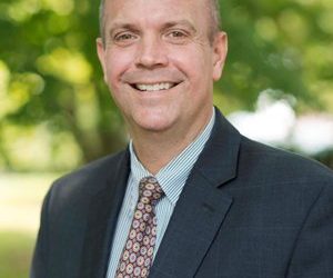 Hamptons.com Talks With Southampton Town Council Candidate Stan Glinka