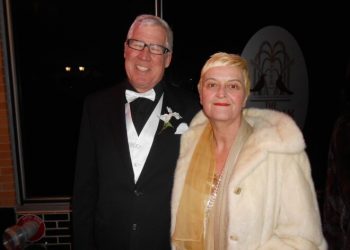 Suffolk Theater Brings Old Hollywood Glamour To Main Street Extraordinary Restoration Of Historic Theater Draws