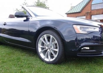 Hamptons.com Fall 2013 Cocktails & Connections  At Duck Walk Vineyards