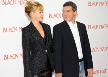 Jennifer Hudson Stuns In Sheer LBD At New York Premiere Of “Black Nativity”