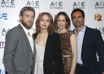 “Duck Dynasty,” “Devious Maids,” “Witches of East End,” And “Wahlburgers” Stars Celebrate A+E Networks’ 2014 Upfronts