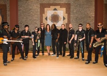 Ross School Honors Russell Simmons At 11th Annual Live @Club Starlight Gala