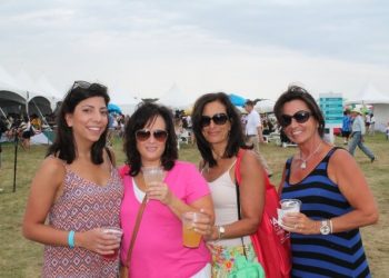 Hamptons Super Saturday 17 Shopping Extravaganza Raises $3.5 Million For Ovarian Cancer Research Fund