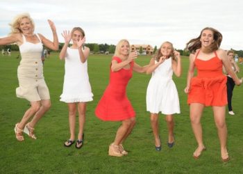 “Town & Country” Magazine Host Closing Weekend Of Bridgehampton Polo Club