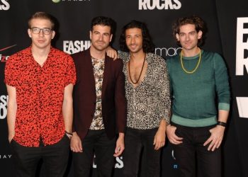 Nick Jonas, Miranda Lambert, Jennifer Lopez, Ryan Seacrest, And Rita Ora On The Fashion Rocks Red Carpet
