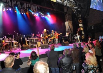 Roger Waters, Clive Davis, Dionne Warwick, Billy Joel Band, And Debbie Gibson Celebrate 2014 Long Island Music Hall Of Fame Gala