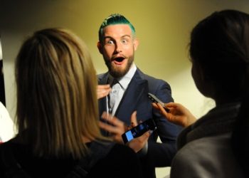 Hilary Duff And Nico Tortorella Showoff A Shocking Blue Hue At TV Land’s “Younger” Premiere