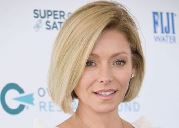 Celebs Beat The Heat To Score Designer Deals