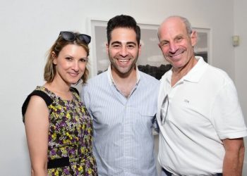 “Vibrant Beauty” At Mark Humphrey Gallery