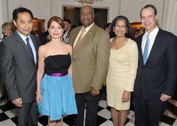Martin And Jean Shafiroff Host Cocktail Party In Support Of New York City Mission Society