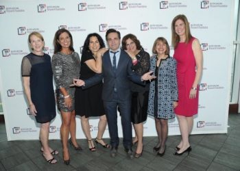 Mario Cantone Headlines 14th Annual Multiple Myeloma Research Foundation Laugh For Life: New York
