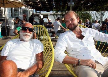 Elle Macpherson Attends Nancy Atlas Concert In Montauk