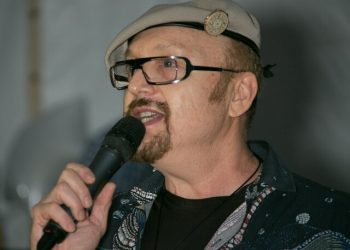 Ellen Hermanson Foundation’s Starry Night Honors Jennifer Finkelstein And Ellen Hermanson Breast Center’s Medical Staff