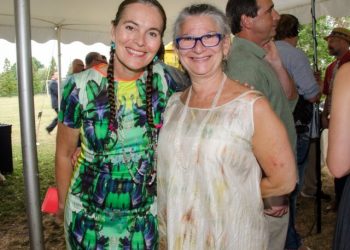 Hayground School Honors Toni Ross And Chef Claudia Fleming During 12th Annual Chefs Dinner