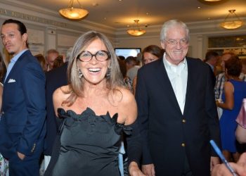 Guild Hall Honors Neda Young During Summer Gala