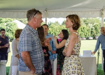 Chef Tom Colicchio And Nick & Toni’s’ Toni Ross Host Hayground School’s 13th Annual Chefs Dinner