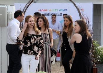 “Wine Enthusiast” Hosts Summer Sips In The Hamptons