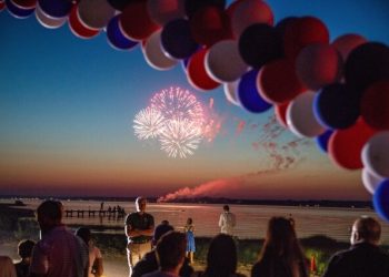 Southampton Fresh Air Home Hosts American Picnic Benefit With Fireworks From Grucci