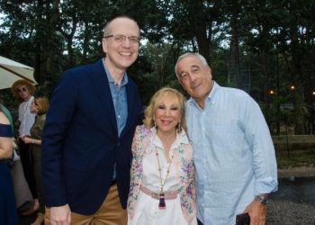 Animal Rescue Fund Of The Hamptons Honors David Monn During “Bow Wow Meow Ball”