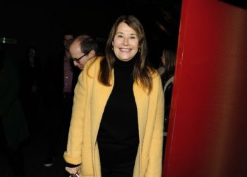 Emily Blunt And Lin-Manuel Miranda Attend New York City “Mary Poppins Returns” Screening