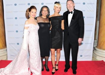 Mission Society Hosts Founding Families Gala