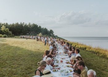 Saks Fifth Avenue and Outstanding in the Field Host Hamptons Dinner With Chef Silvia Barban