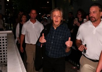 Mumford & Sons Headline Phenomenal SiriusXM And Pandora Concert At Stephen Talkhouse